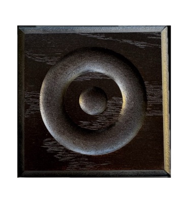 Замок к фигурному наличнику шпон